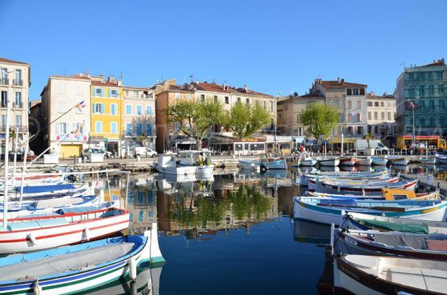 Blue Summer Vibes Appartment For 4P, Ac, Parking, Beachfront, Spa Access -5 La Ciotat Eksteriør bilde